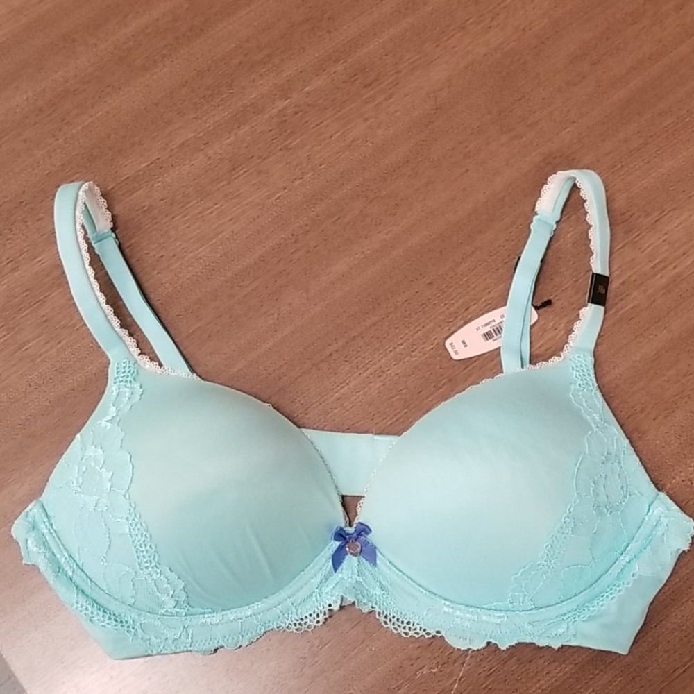 Victoria's Secret bra sz 38B NWT